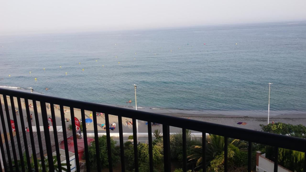Precioso Apartamento Frontal Al Mar Нерха Екстериор снимка