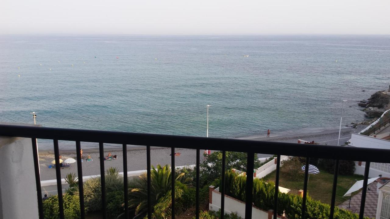 Precioso Apartamento Frontal Al Mar Нерха Екстериор снимка