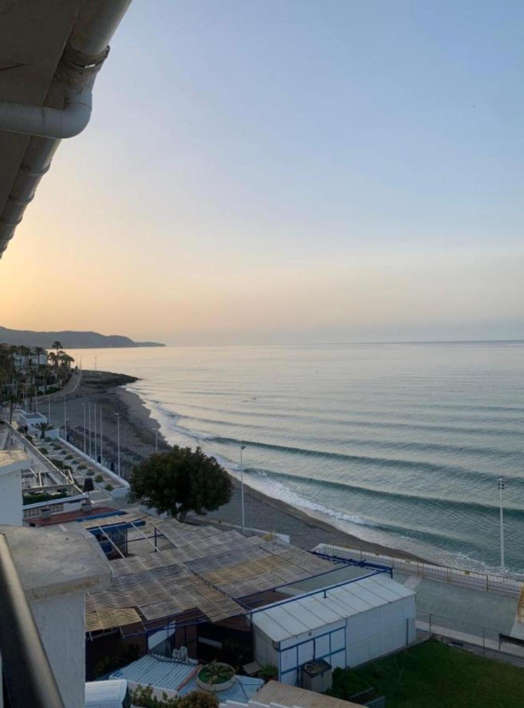 Precioso Apartamento Frontal Al Mar Нерха Екстериор снимка